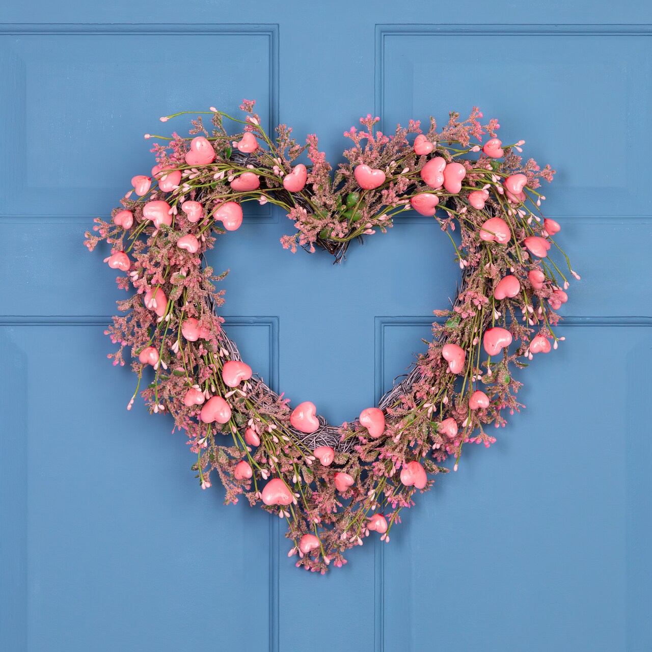 Northlight Hearts and Rosebuds Artificial Heart Shaped Valentine's Day Wreath - 18" - Pink
